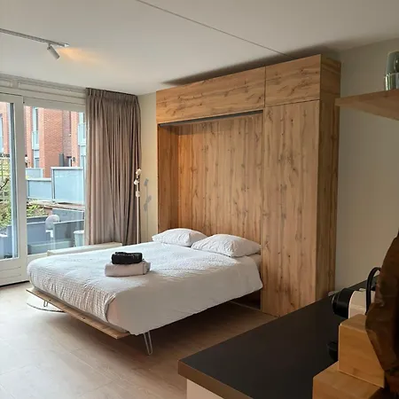 Zandstudio アパート アルクマール