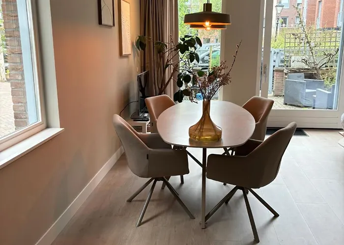 アパート Zandstudio